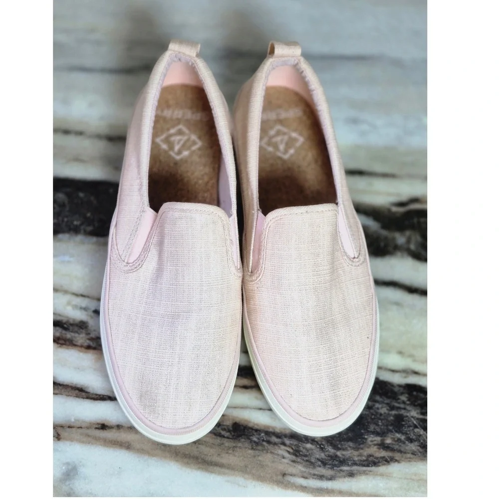 Sperry Crest Light Pink Slip On Sneakers  Womens 7 Comfort Beach Coastal Preppy